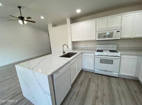 8418 Berkeley Rd, Phoenix AZ  85037-4146 exterior