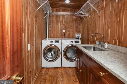 76 Pettit Pl, Princeton NJ 08540-7645 exterior