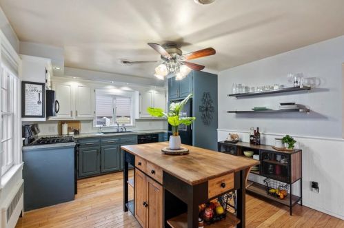 73 Farm St, Providence RI 02908-4063 exterior