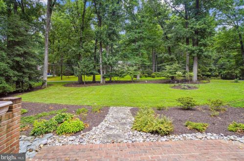 13110 Cleveland Dr, Rockville MD 20850-3723 exterior