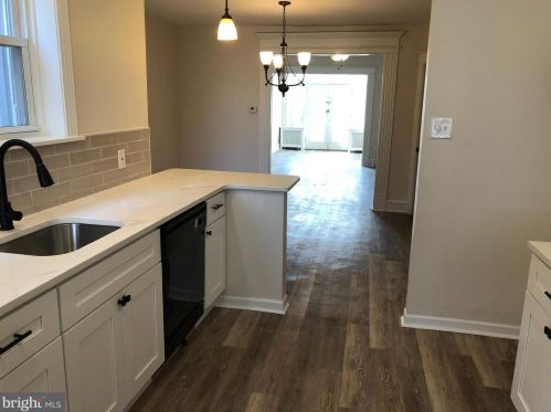 437 Godfrey Ave, Philadelphia PA 19126-3834 exterior