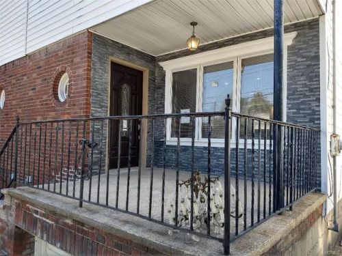 1140 Allerton Ave, Bronx NY  10469-5317 exterior