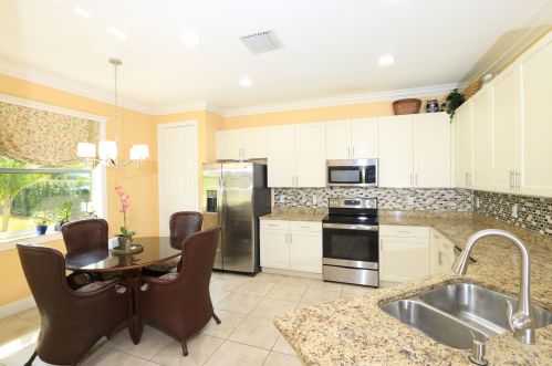 2660 Conifer Dr, Fort Pierce FL  34951-2940 exterior