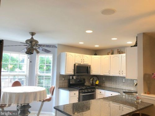 809 Lawrence St, Philadelphia PA  19123-2109 exterior