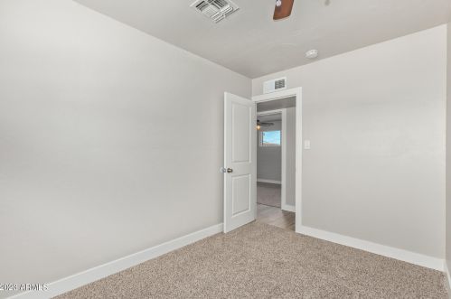 3116 37 Dr, Phoenix AZ 85053-3735 exterior