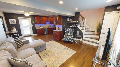 5135 64th Pl, Chicago, IL 60638-5736