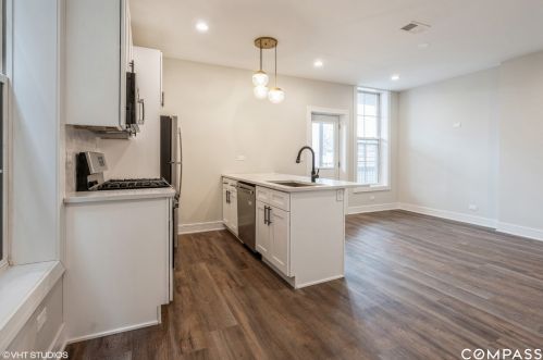 504 Wisconsin St, Chicago IL 60614-5232 exterior