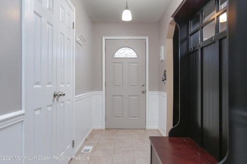 305 Brick Ave, Berkeley Township NJ 08721-3207 exterior