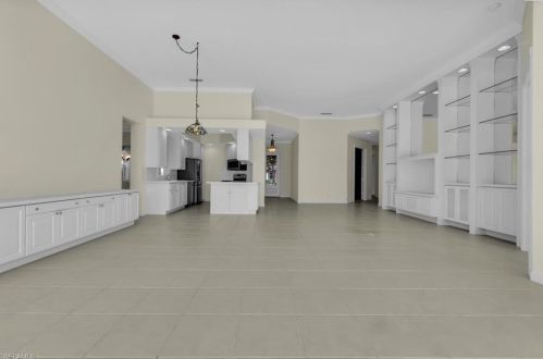 4822 Martinique Way, Naples FL 34119-9551 exterior