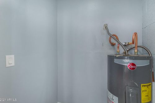 870 Palm Ln, Chandler AZ  85225-6866 exterior