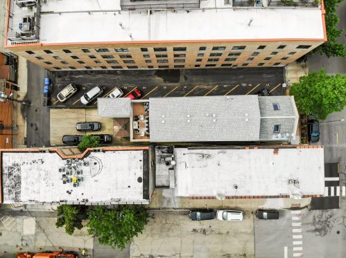 541 Noble St, Chicago IL  60642-6117 exterior