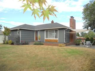 14322 11th Ave, Seattle WA  98166-2113 exterior