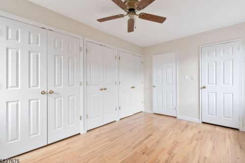 29 Troy Dr, Springfield NJ 07081-2060 exterior