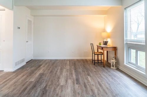 314 College Park Dr, Moon Twp PA  15108-2312 exterior