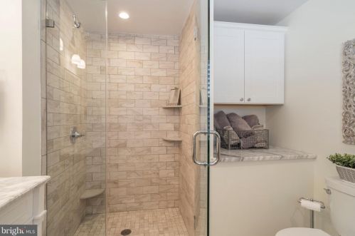 272 Steeplechase Dr, Media PA 19063-1958 exterior