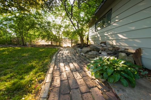 6716 78, Milwaukee WI 53223-4950 exterior