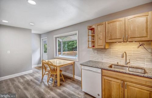 321 Mohawk Trl, Browns Mills NJ  08015-6301 exterior