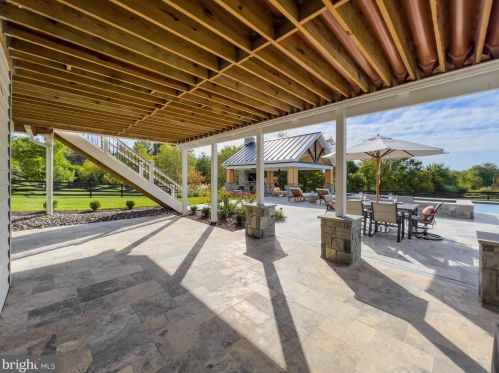 23073 Creighton Farms Dr, Leesburg VA 20175-6491 exterior