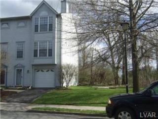 1808 Falcon Dr, Bethlehem PA  18017-2775 exterior