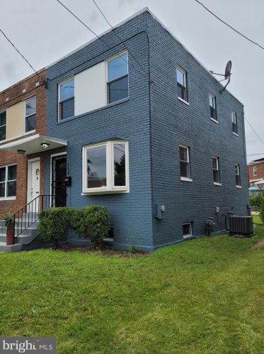 530 Riggs Rd, Washington, DC 20011-2518