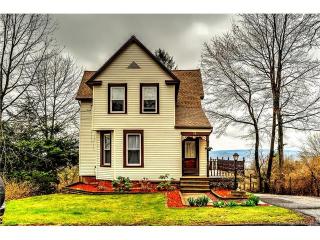 76 Eaton Ave, Meriden CT  06451-2671 exterior