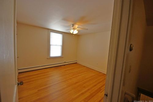 96 Stowe Ave, Milford CT 06460-6024 exterior