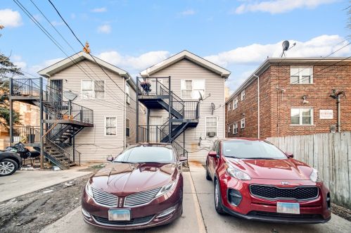 7952 Greenwood Ave, Chicago IL 60619-7096 exterior