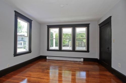 229 College St, Springfield MA 01109-4404 exterior