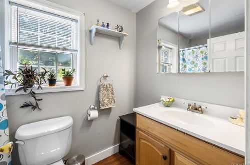 124 Bower Rd, Poughkeepsie NY 12603-1114 exterior