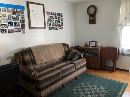 184 Bayberry Rd, Woonsocket RI 02895-2706 exterior