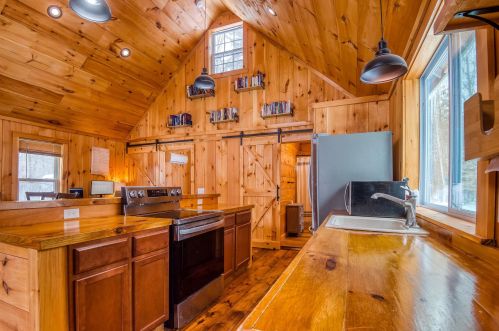 67 Riverhill Ave, Concord NH  03303-1542 exterior