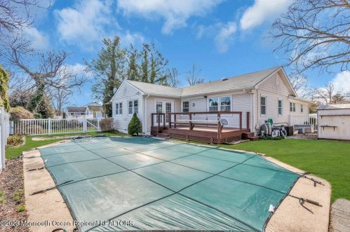 309 Eastham Rd, Point Pleasant Beach NJ 08742-2013 exterior