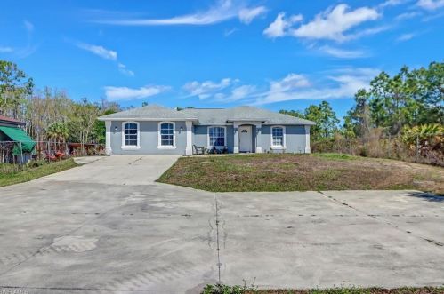 3485 27th Ave, Naples, FL 34117-7139