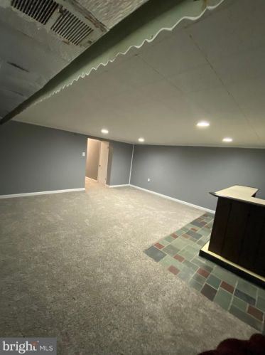 1029 Hartel Ave, Philadelphia PA 19111-3203 exterior