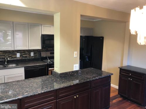 73 Elmira St, Washington DC 20032-5810 exterior