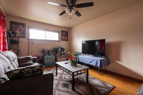 7723 Luscher Ave, Milwaukee, WI 53218-3743