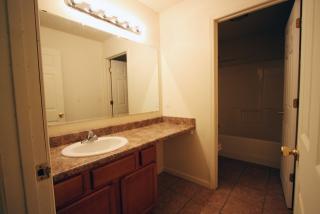 1329 Fraternity Village Dr, Kalamazoo MI  49006-5914 exterior