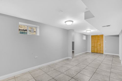 1652 Leclaire Ave, Chicago IL 60638-2145 exterior