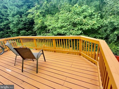 5304 Buxton Ct, Alexandria VA  22315-4759 exterior