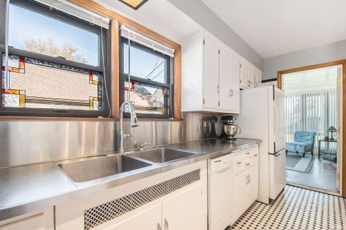 301 Miami Clb Dr, Mishawaka IN 46544-2613 exterior