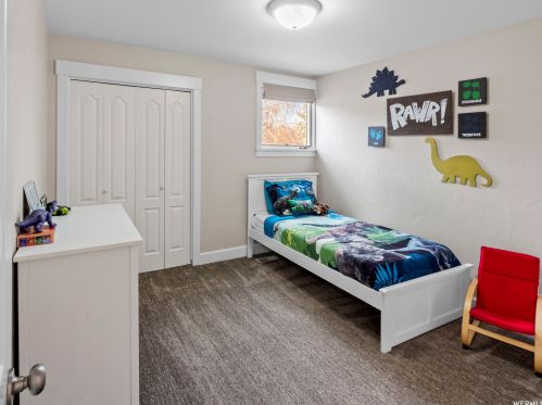 8160 1715, Sandy UT 84093-6852 exterior