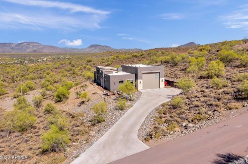 47511 23 Dr, Phoenix AZ 85041-7616 exterior