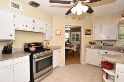 3047 121st St, Milwaukee WI  53222-4010 exterior