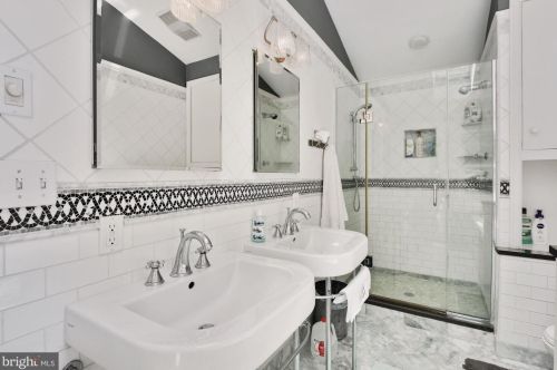 9 Bethayres Ct, Rockville MD 20855-2020 exterior