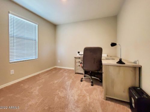 8057 Albeniz Pl, Phoenix AZ  85043 exterior