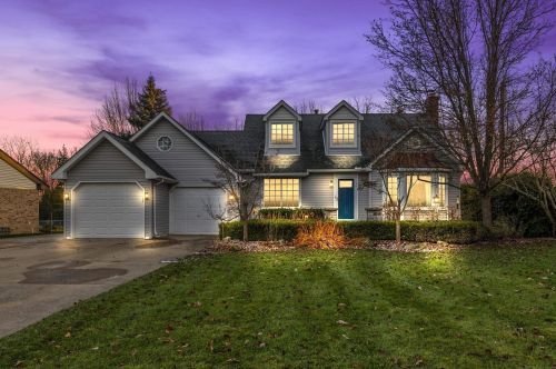 485 Grace Ave, Rochester, MI 48307-5109