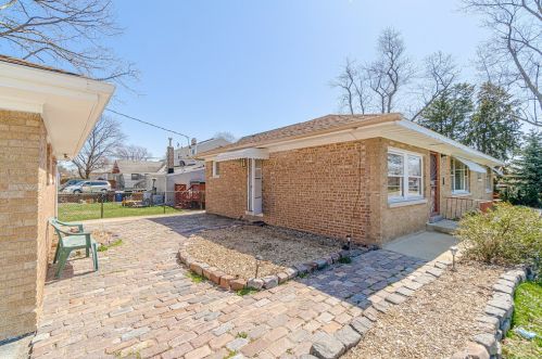 3760 115 Pl, Chicago IL 60655-6201 exterior