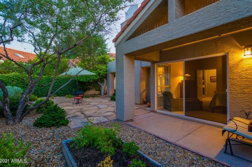 11809 40th Way, Phoenix AZ  85028-1503 exterior