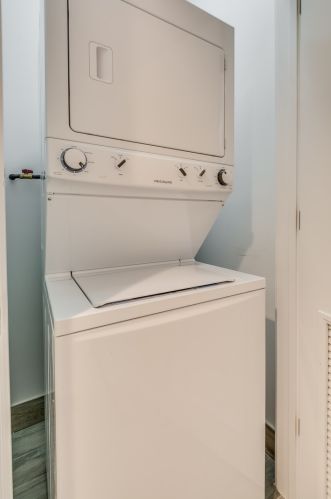 3201 Wabansia Ave, Chicago IL  60647-4936 exterior