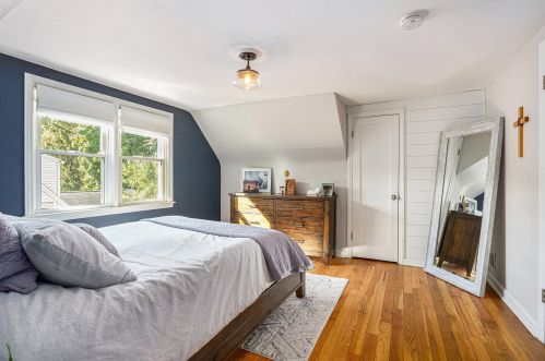 2305 Riverside Dr, Grand Rapids MI 49505-4075 exterior